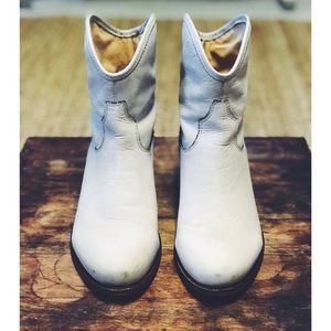 Nicole Cream Leather Bootie